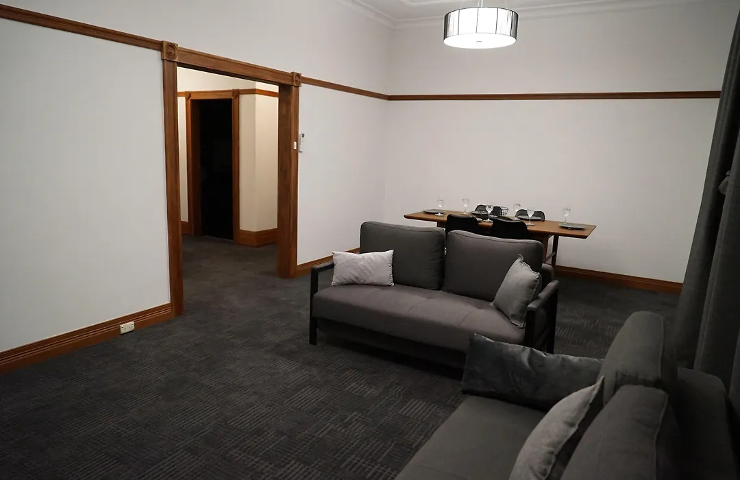 Guildford Hotel-1