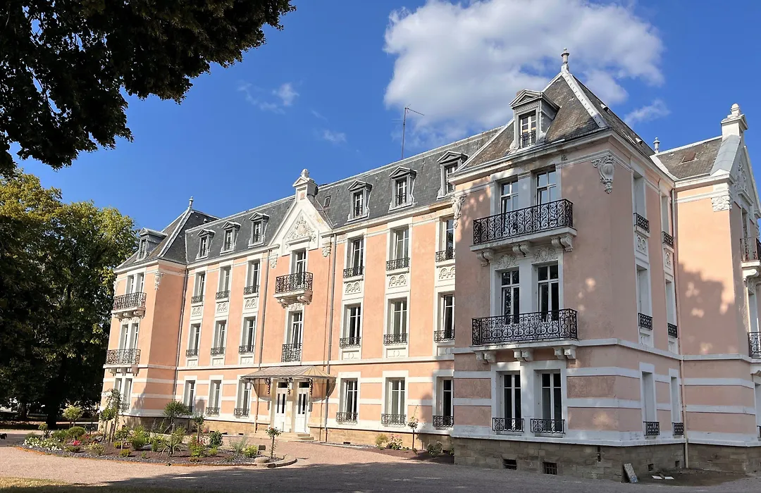 La Souveraine-1