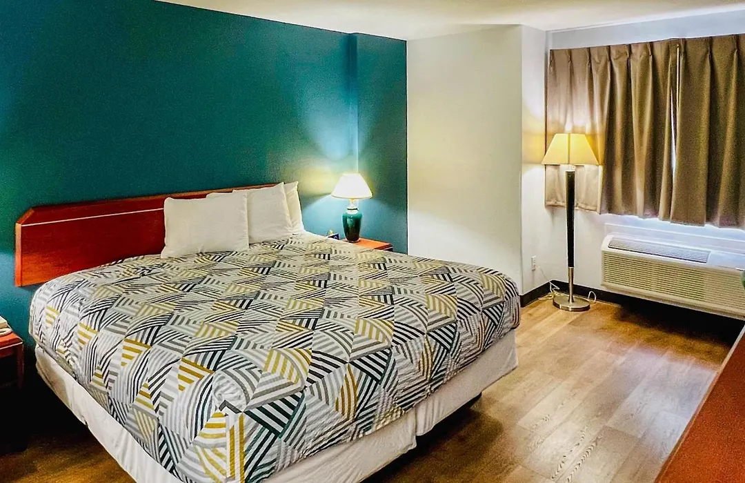Studio 6 Suites Portland Or I-5 Ohsu-1