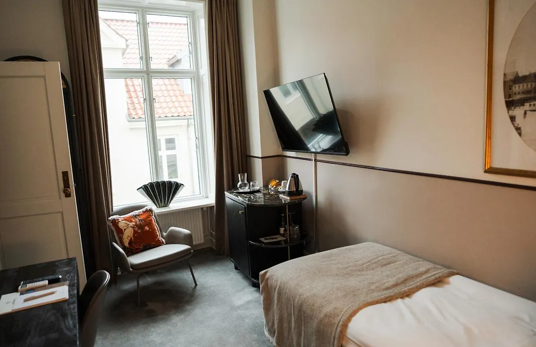 Hotel Royal-1