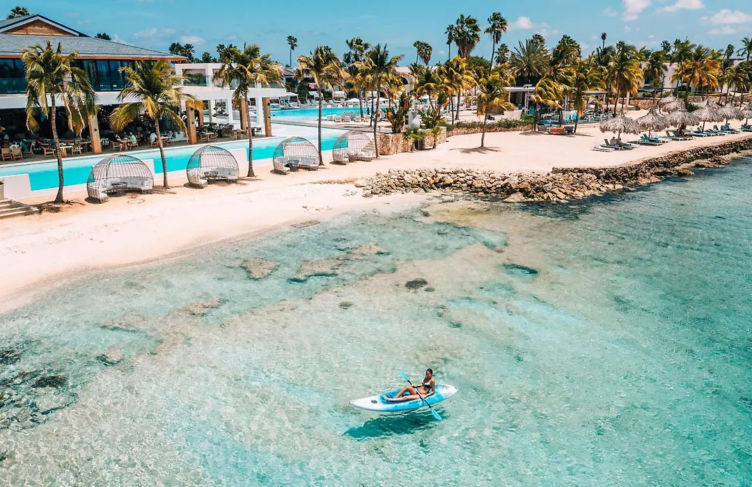 Van Der Valk Plaza Resort Bonaire-1