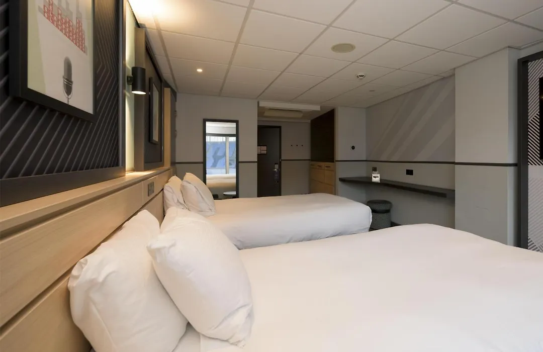 Doubletree By Hilton Coventry Building Society Arena-1