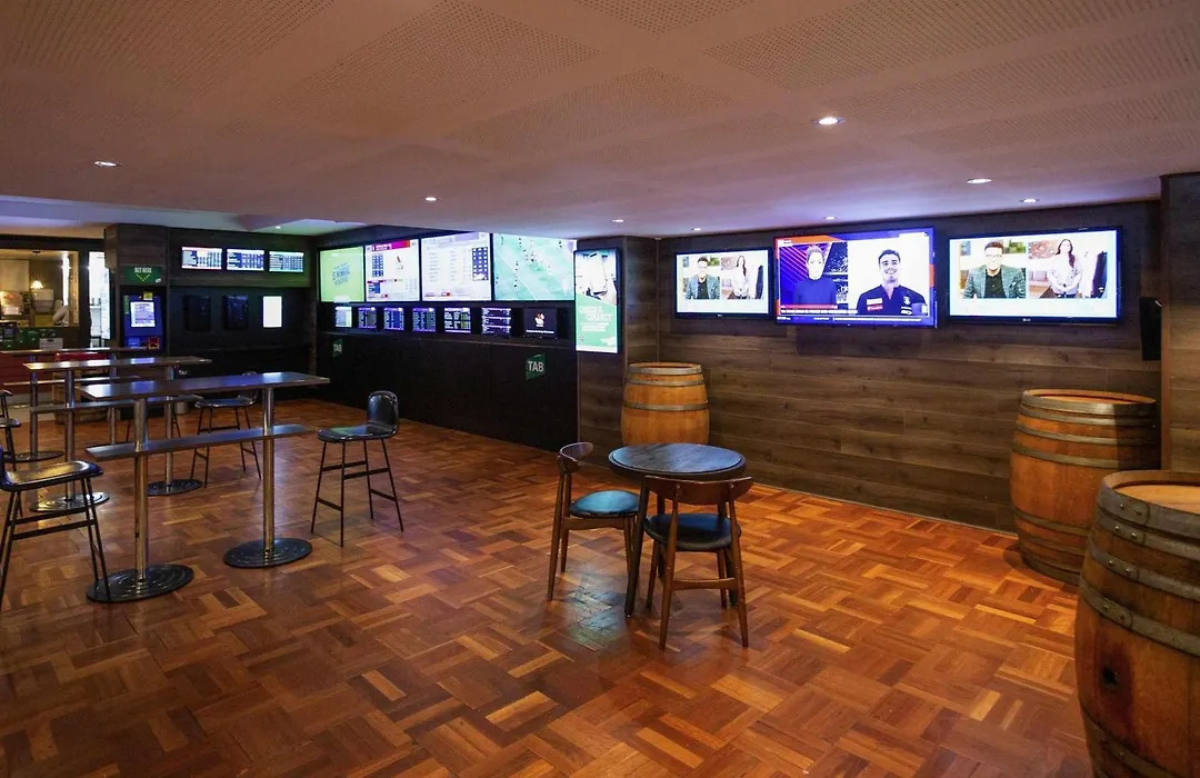 Ibis Styles The Entrance-1