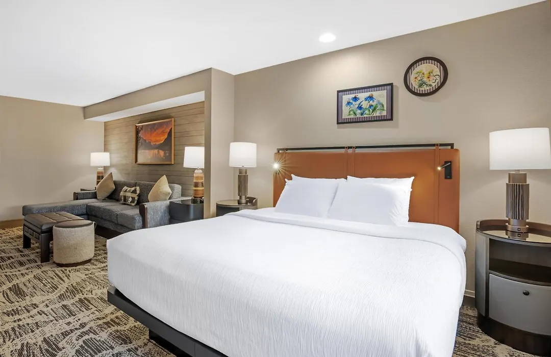 Best Western Plus Grantree Inn-1