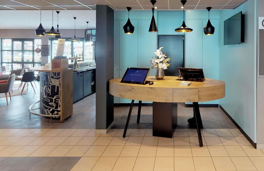 Ibis Dinant Centre-1