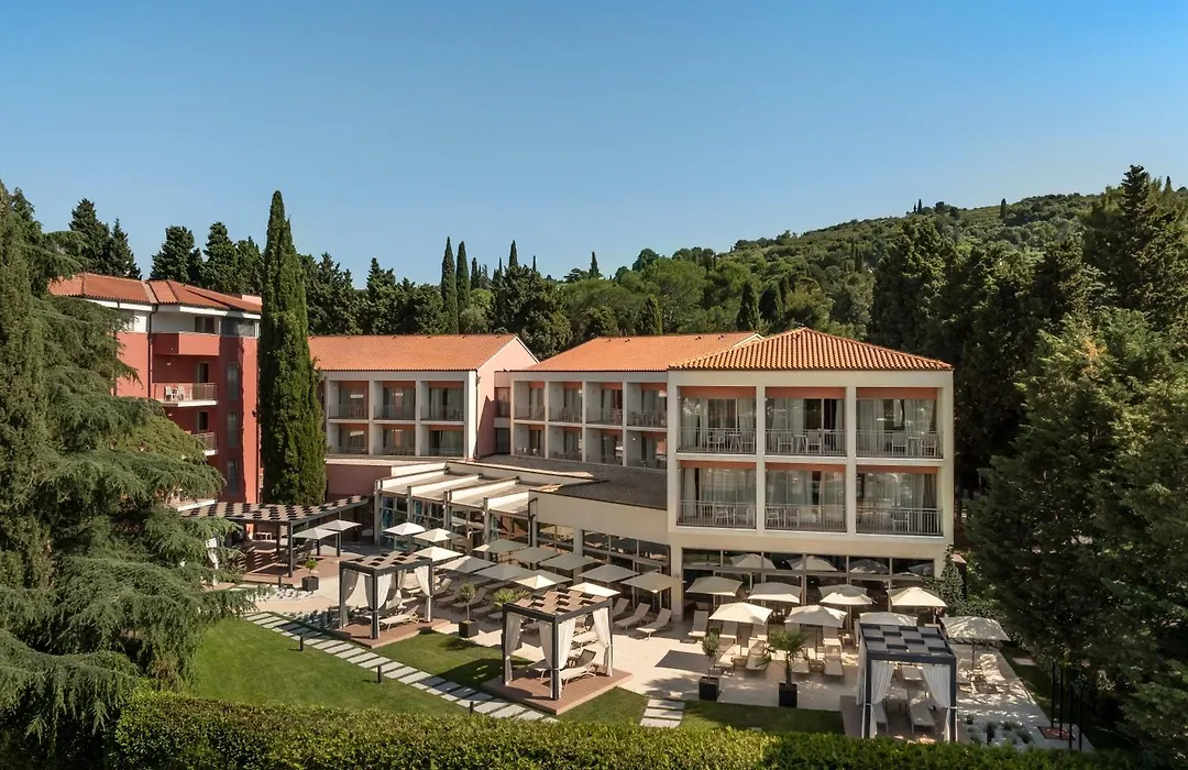 Remisens Hotel Lucija-1