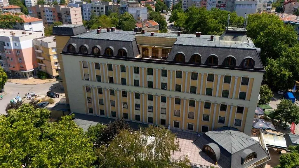 Danube Hotel & Spa-1