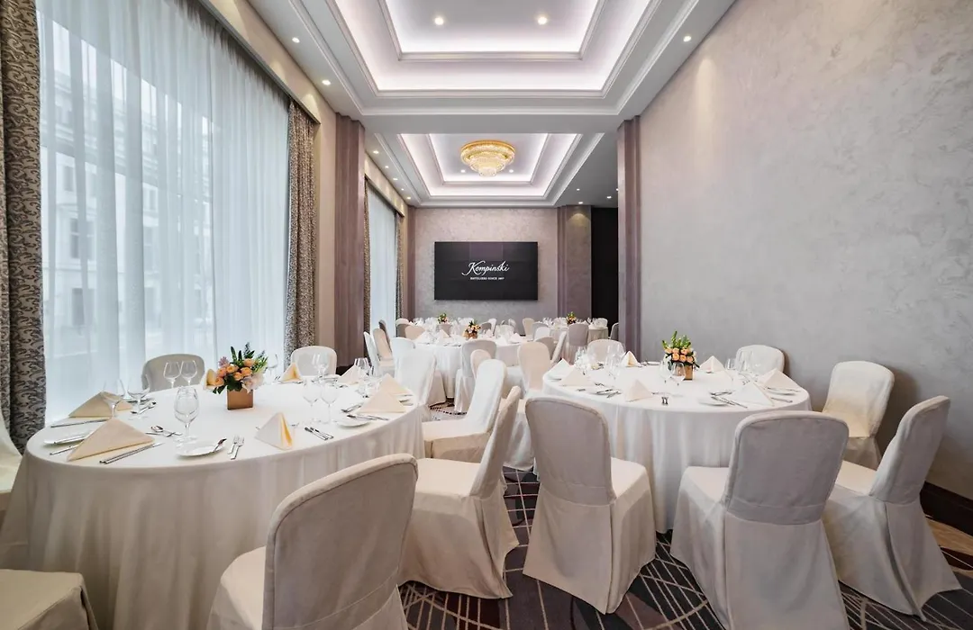 Grand Hotel Kempinski Riga-1