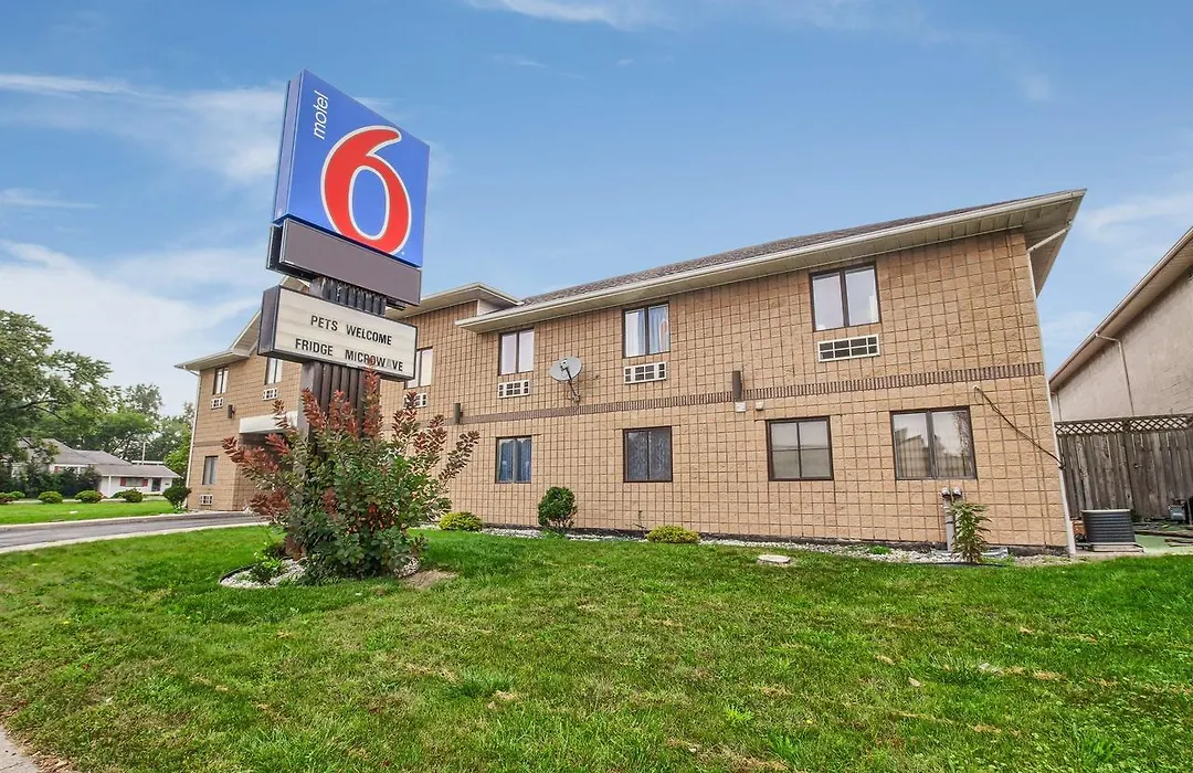 Motel 6-Windsor, On-1