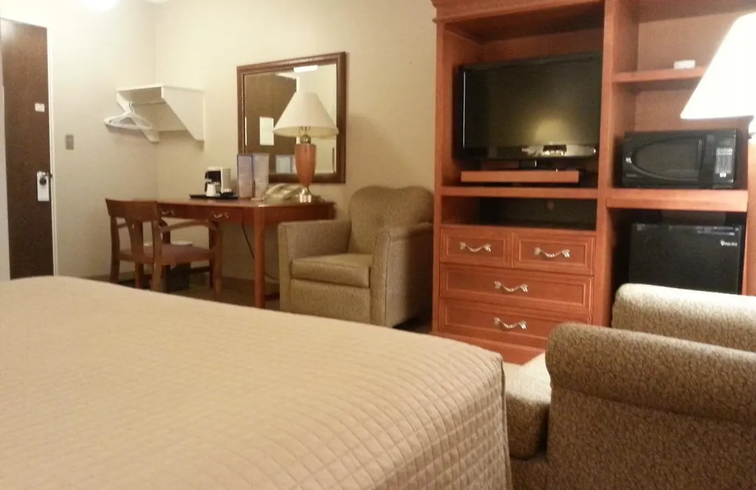 Cudworth Motor Inn-1