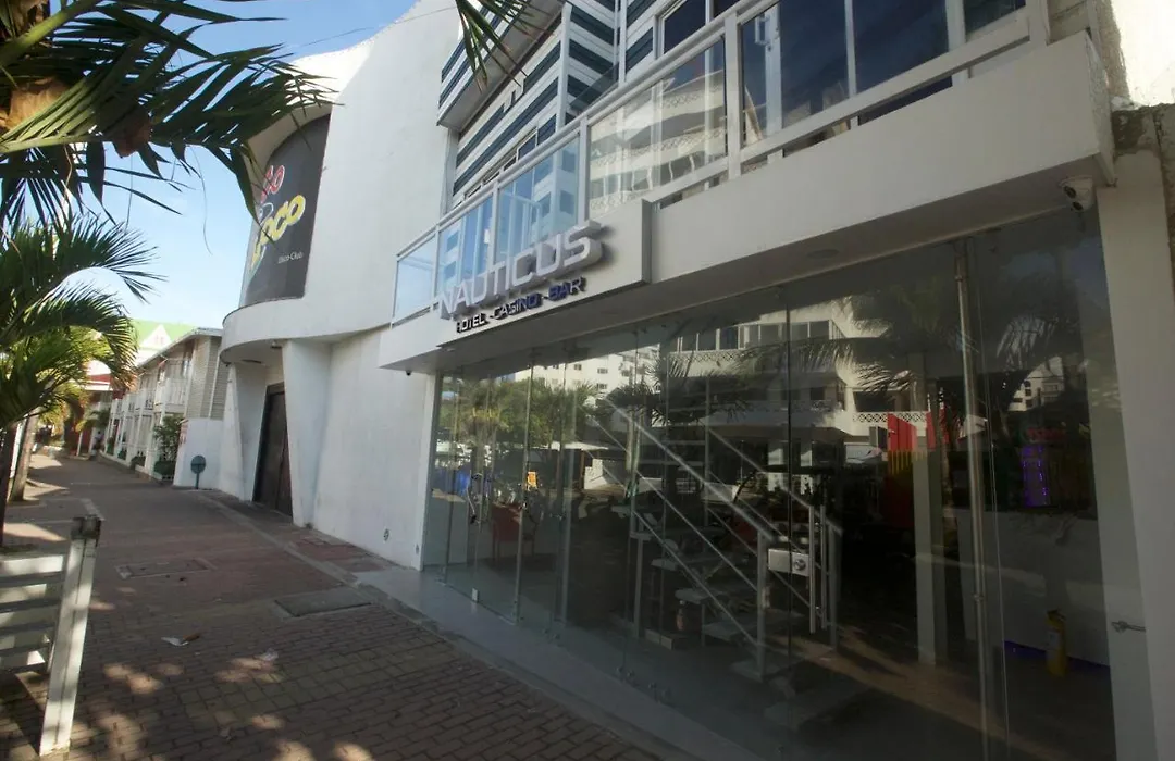 Hotel Nauticus-1