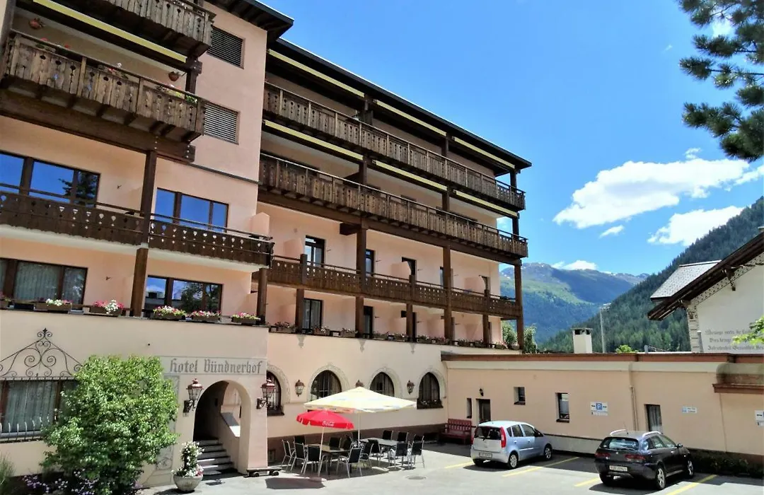 Hotel Buendnerhof-1