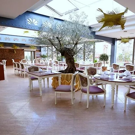 Grand Hotel Kielce-3