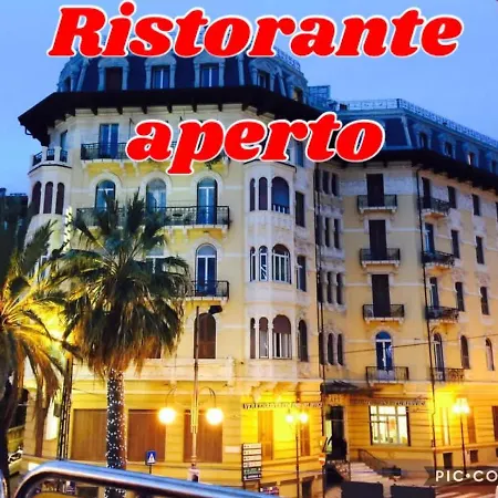 Lolli Palace Hotel-2