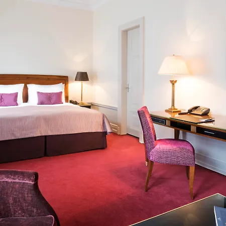 Hotel Bellevue Palace Bern-3