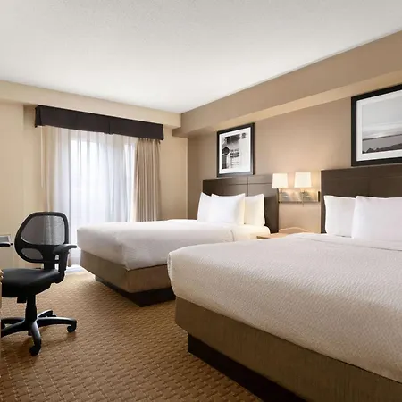 Travelodge Suites By Wyndham Moncton-2