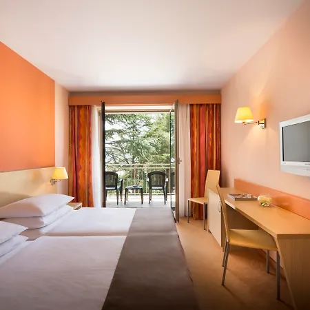 Remisens Hotel Lucija-3