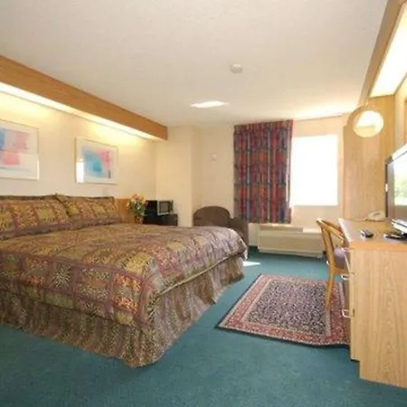 Rodeway Inn Willington North-3