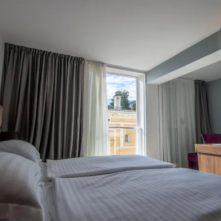 Hotel Paris-3