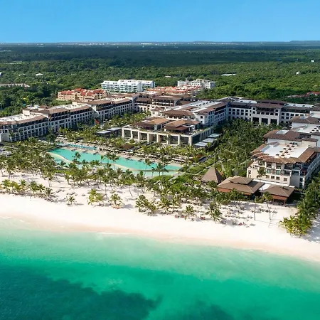 Lopesan Costa Bavaro Resort, Spa & Casino-3