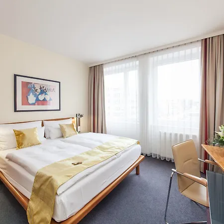 Novum Hotel Ambassador-3