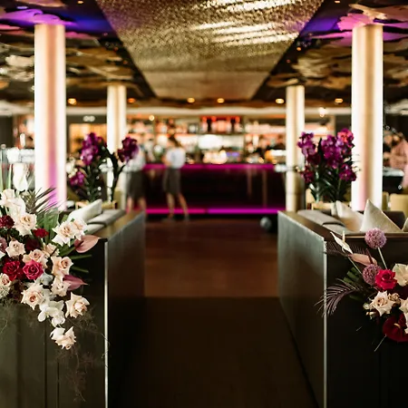 Radisson Blu Latvija Conference & Spa Hotel, Riga-2
