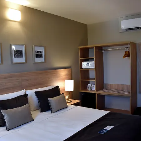 Hotel Tower Inn & Suites-3