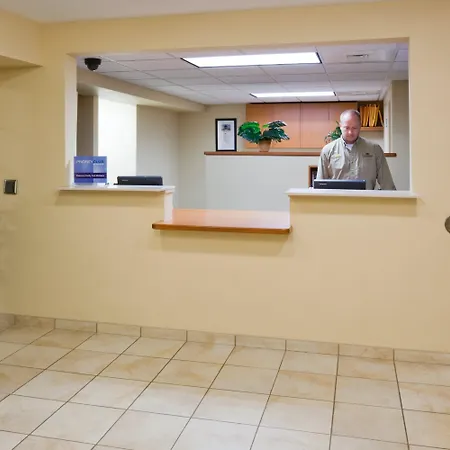 Candlewood Suites Milwaukee Brown Deer, An Ihg Hotel-2