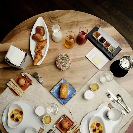 Maison Decoret - Relais & Chateaux-2