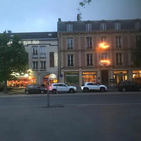 Hotel Couleurs Sud 46 Chambres Avec Ascenseur Et Restaurant Centre Ville-Gare Charleville-Mezieres-3