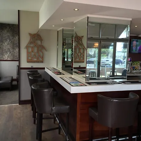 Parade Hotel-2