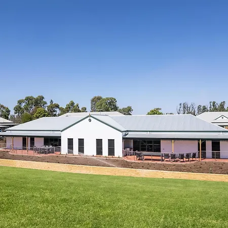 Yarrawonga Mulwala Golf Club-2