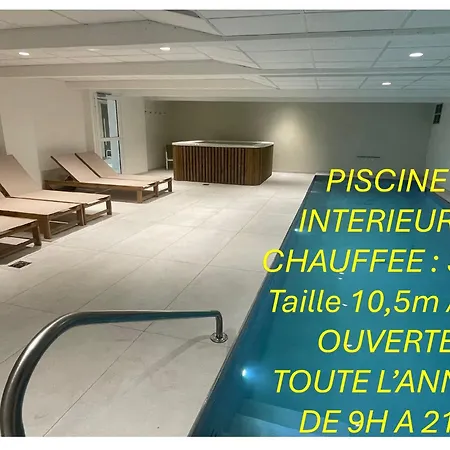 Kyriad Saumur Hyper Centre Hôtel, Appartements, Séminaires et SPA soins Sothys Paris-3