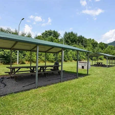 Americas Best Value Inn Canton, Nc-3