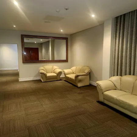 12 Oceans Hotel And Conference Centre-2