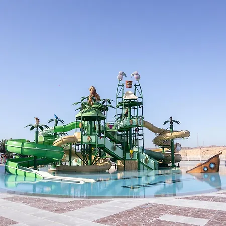 Sirena Beach Resort & Spa-3