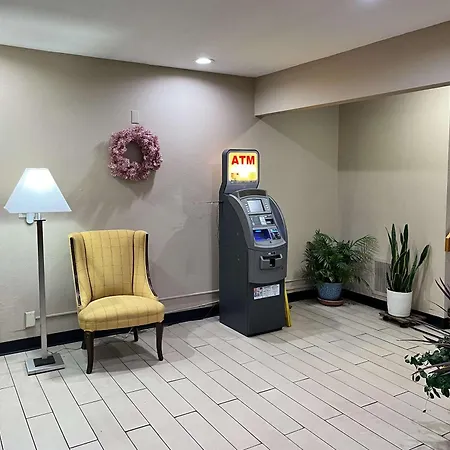 Motel 6 Litchfield, Il-2