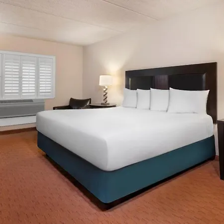 Tropicana Laughlin, A Caesars Destination-3