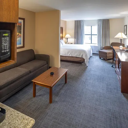 Akwesasne Mohawk Casino Resort And Players Inn Hotel-3