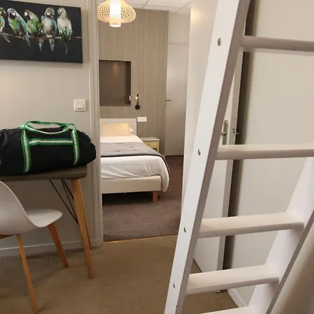 Cit'Hotel Les Alizes-3