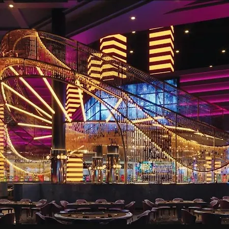 Planet Hollywood Resort & Casino By Suiteness-2