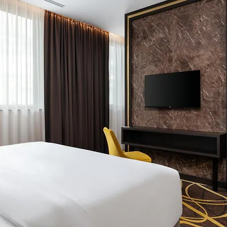 Card Hotel-2