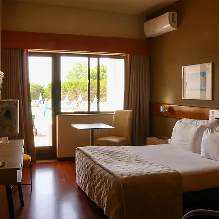 Hotel Meia Lua-2