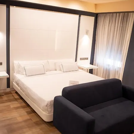 Hotel Malaga Nostrum Airport-3
