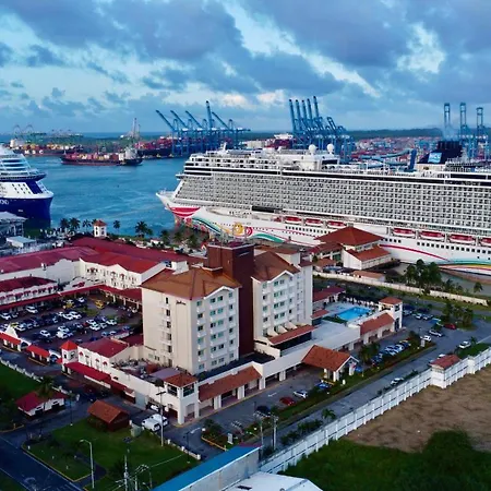 Radisson Colon 2000 Hotel & Casino At Cruise Port & Duty Free Mall-3