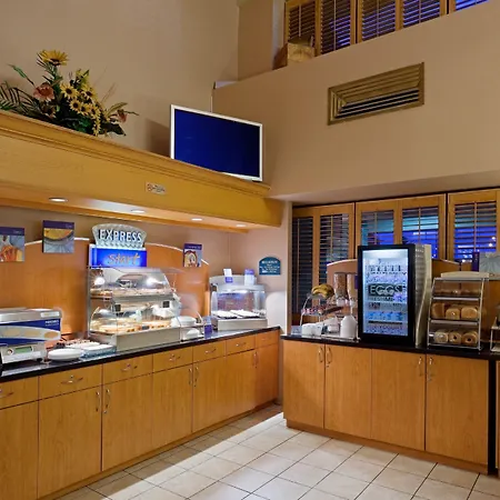 Holiday Inn Express Toronto East, An Ihg Hotel-2