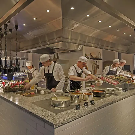 Van der Valk Hotel Sassenheim - Leiden-3