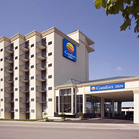 Comfort Inn Fallsview-3