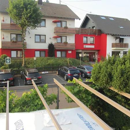 Hotel Zur Burg Nuerburg Large Car Park-3