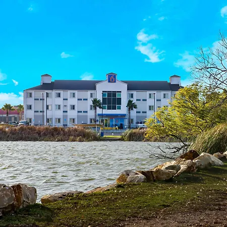 Motel 6-Eagle Pass, Tx - Lakeside-3